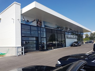 car-dealer