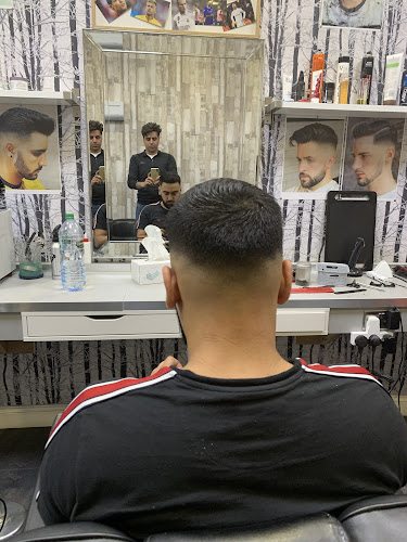 Comments and reviews of Ibrox Barber