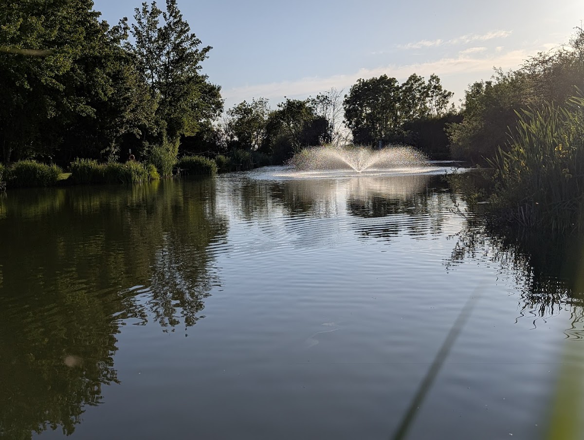 Lincoln Lane Lakes