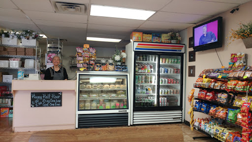 Executive Friendship Deli Logo
