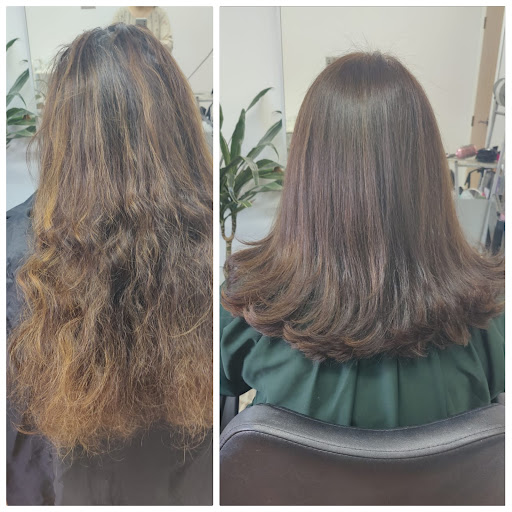 Zoey Thread and Scissors