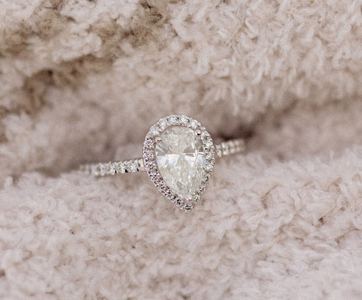 Bentley's Fine Jewelers Gallery - United States