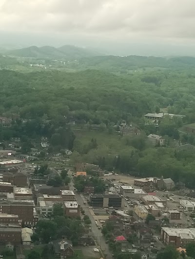 Elkins-Randolph Co. Regional Airport