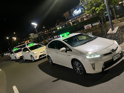 Local Taupo taxi - Thumbnail