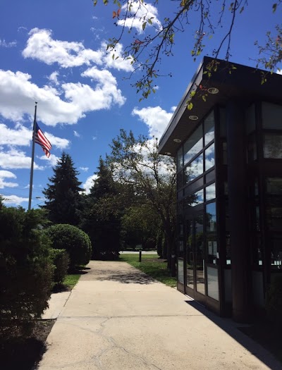 Fairfield Free Public Library