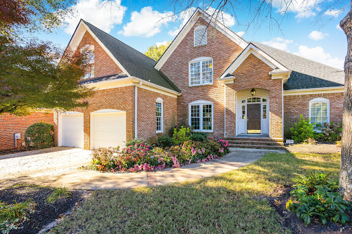 Del-Co Realty Group - Thumbnail