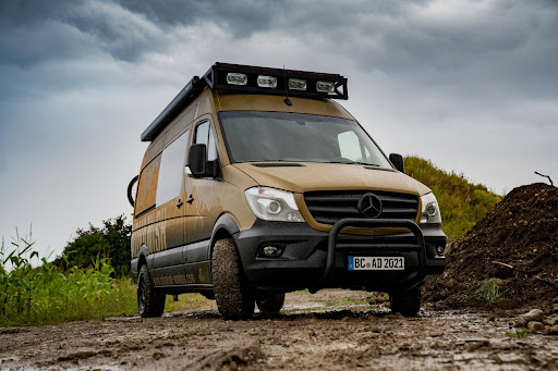 Advanish Camper Ausbau/Lackieren - Thumbnail