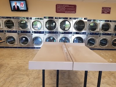 Lakeside Laundromat