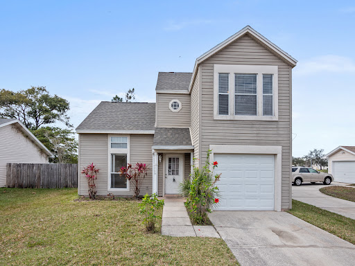 Denise McKinley - Realtor - Thumbnail