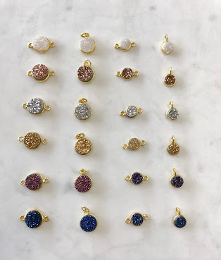 Bead Source by null
