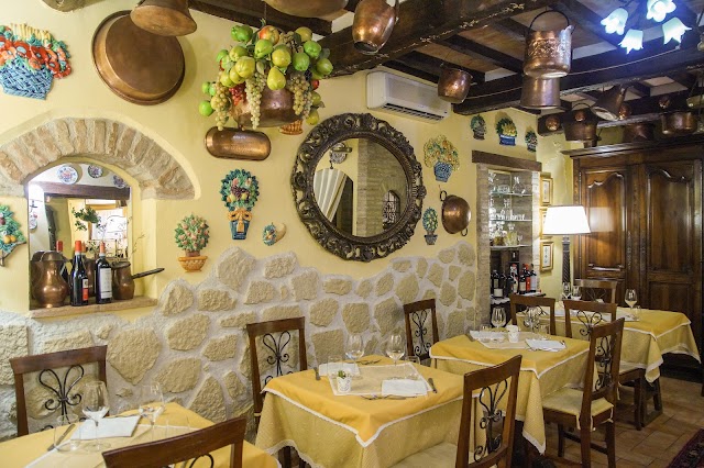 Torre Sangiovanni Albergo & Ristorante