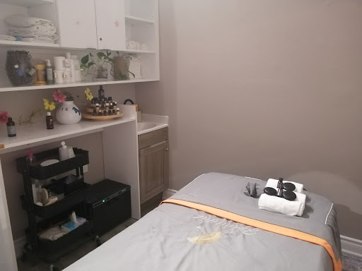 SPA & Massage - Golden Lily Health Center - Thumbnail