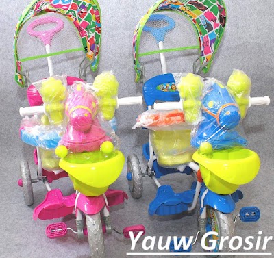 Photos of Yauw Grosir