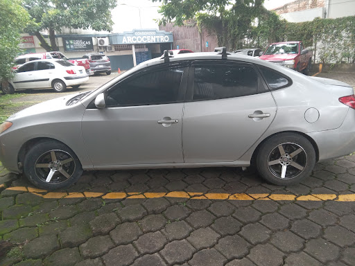 Transporte Hernandez Surf Cíty & Car whas