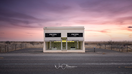 Prada Marfa - Visual