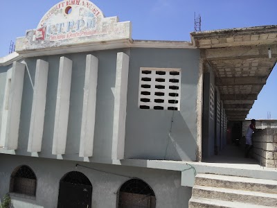 Photos of Institute Emmanuel De Montrouis