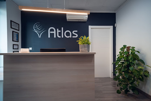 Fisioterapia y osteopatía Albacete · Clínica Atlas - Thumbnail