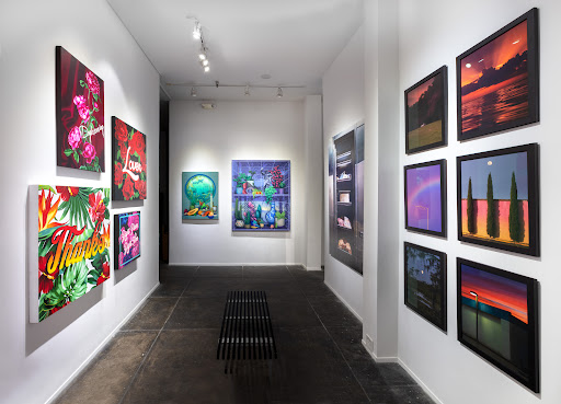 FERRARA SHOWMAN GALLERY - Thumbnail