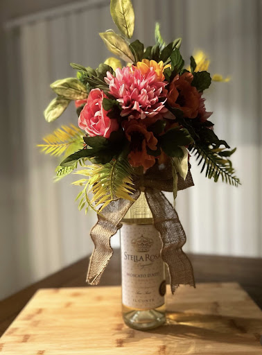 Pitts Petals & Designs LLC. - Thumbnail