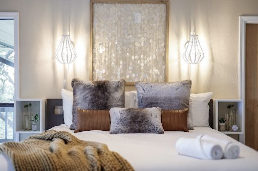 Pure Luxury Vacation Rentals - Thumbnail