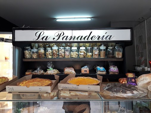 Domingo La Panadería, Author: Ali Martin Centro Mangalam