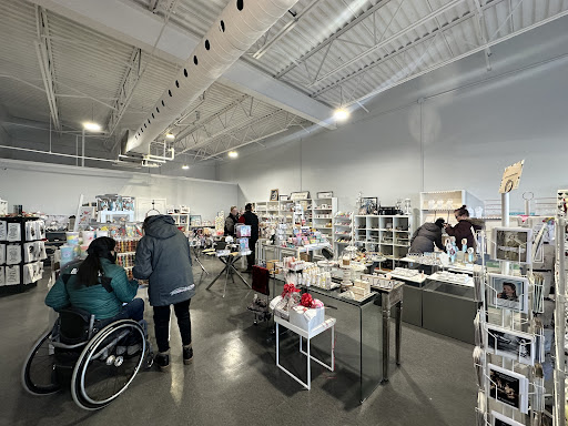 Bliss Jewelry & Gift Boutique Gallery - Canada