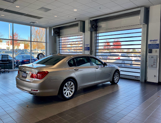 Hendrick BMW Northlake - Thumbnail