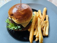 バーラウンジグロット