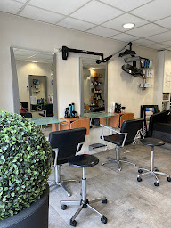 Photo n°1 de CRÉA'TIFS COIFFURE à Montbonnot-Saint-Martin (Salon de coiffure)