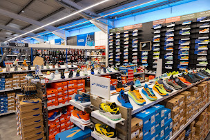 Photo n°7 de INTERSPORT - SAINTE MAXIME à Sainte-Maxime (Magasin de vêtements de sport)