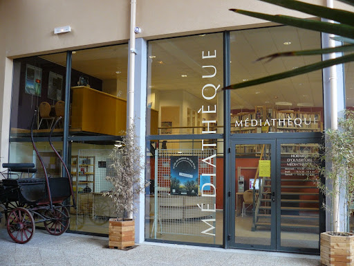 Photo de Médiathèque de Saint-Germain-Laval