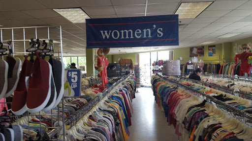 Goodwill Store: Williston - Thumbnail