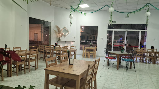 La Mona Restobar