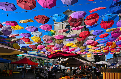 Piazza Umbrella - Thumbnail