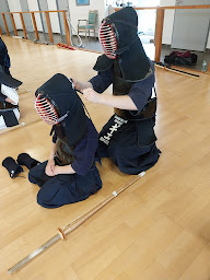 Photo n°8 de Dojo Shodokan – Kendo, arts martiaux & culture japonaise à Les Sables-d'Olonne (École d'arts martiaux)