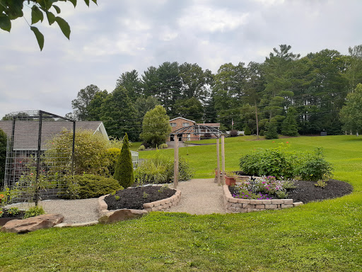 Honeysuckle Hill Nature Discovery Center