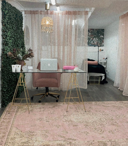 The Lash Lounge Ocean St - Thumbnail
