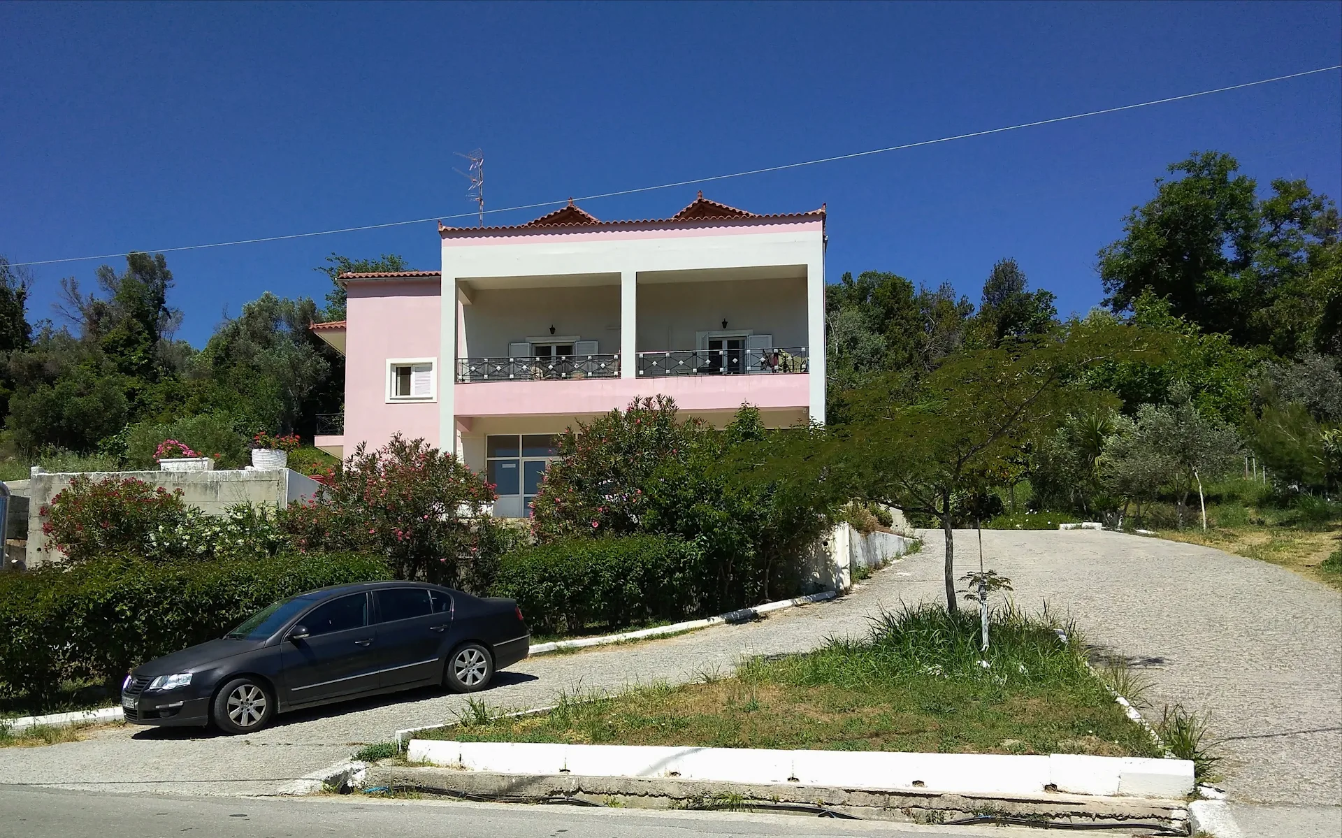 Kimi Apartments