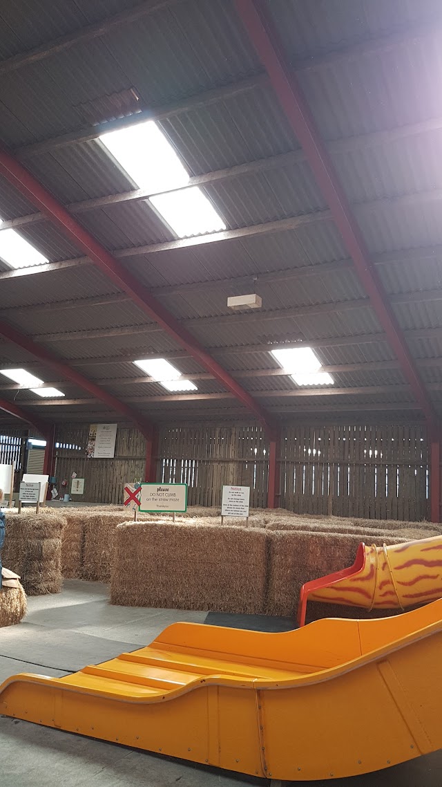 Thornton Hall Farm Country Park
