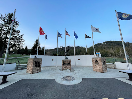 VETERANS MEMORIAL AT WOODLAWN CEMETERY