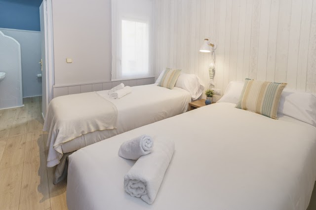Mumm by Pillow