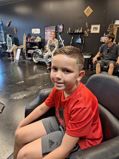 Royal Reflections Barbershop Gallery - United States