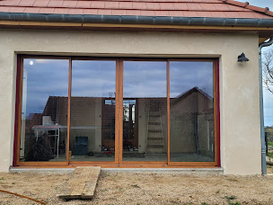 Photo n°21 de Ouvertures&Fermetures Charrinoises à Decize (Fournisseur de fenêtres)