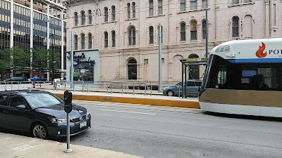 Wisconsin Avenue Southbound