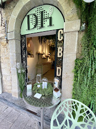Photo n°15 de Deli Hemp CBD Shop Antibes à Antibes (Boutique de cigarettes électroniques)