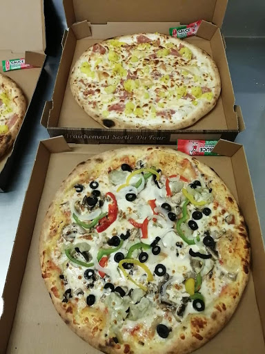 Photo 2 - La Juventus Pizza