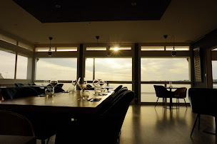 Photo n°1 de Restaurant Carré-St-Michel, Port du Korejou à Plouguerneau (Restaurant de cuisine traditionnelle)