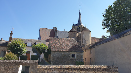 Moulins-Engilbert