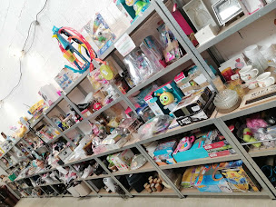 Photo n°1 de L' espace brocante à Le Crocq (Dépôt-vente)