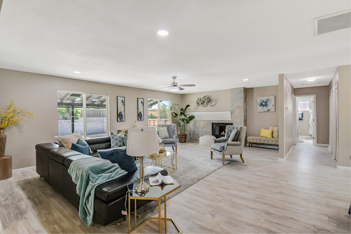 Tara Diaz - Realtor - Hardern and Associates - Thumbnail
